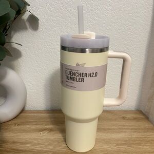 New Stanley Quencher H2.0 Tumbler - Cream
